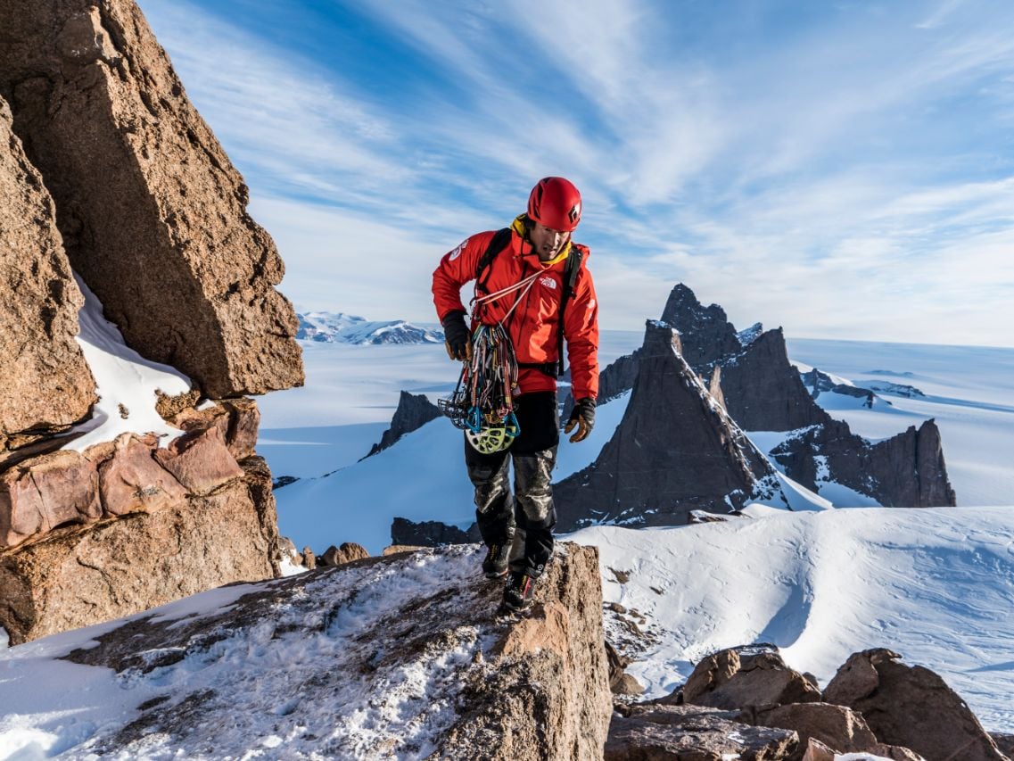 Marc Randolph, Jimmy Chin, José González, Knight Campbell, & Kit DesLauriers on Their Trails To Success [Video]