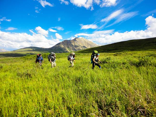 Students backpacking the Talkeetna Mountain Range
