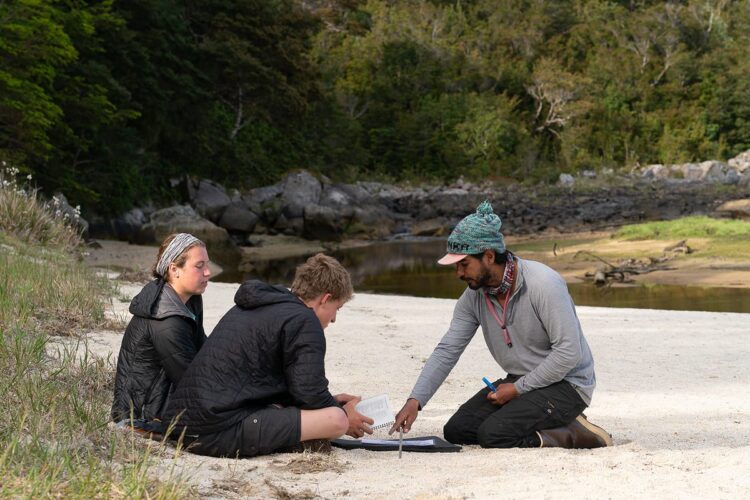 Photo by Oscar Manguy